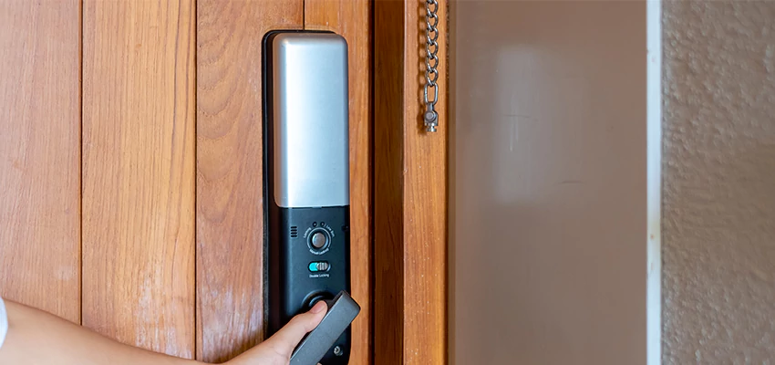 Home Security Electronic Locks Upgrades in Rolling Hills Estates, CA