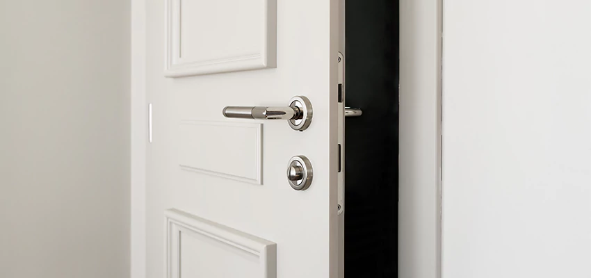 Folding Bathroom Door With Lock Solutions in Rolling Hills Estates, CA